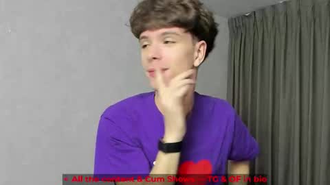 Hey I am Calvin  online show from March 8, 5:06 pm