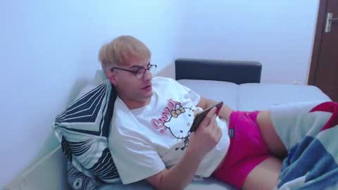 Calvinjohnlad online show from January 11, 6:35 am