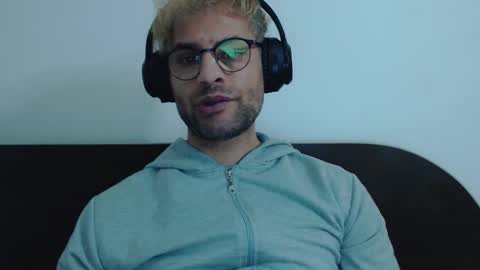 Calvinjohnlad online show from February 19, 9:36 pm