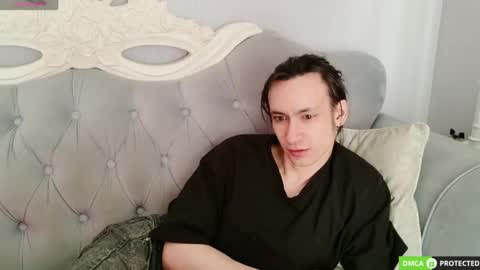 Calvin Owens online show from April 22, 2:52 am