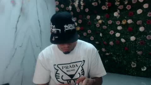 cam_xman online show from June 9, 1:55 pm