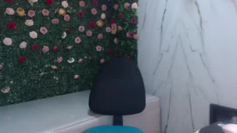 cam_xman online show from May 1, 1:21 am