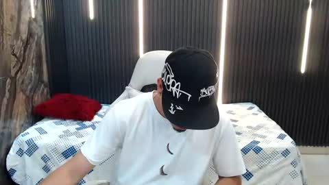 cam_xman online show from July 19, 2:30 pm