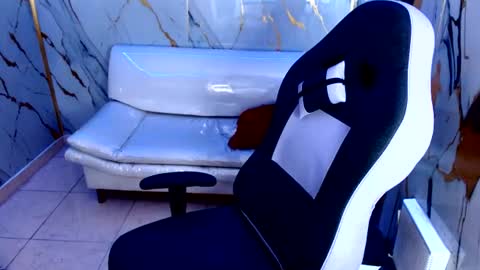 cam_xman online show from June 29, 1:33 pm