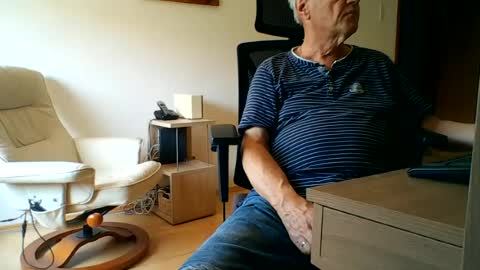 camcologne online show from June 27, 10:21 am