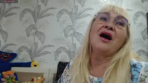 CamDiva1 online show from June 26, 2:39 am