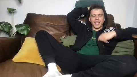 CamDoAttitude online show from April 24, 9:28 pm