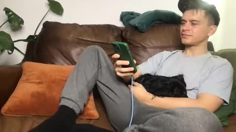 CamDoAttitude online show from December 3, 1:12 pm