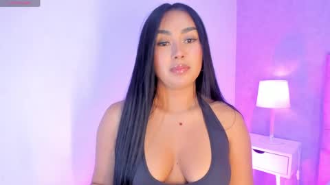 Camelia Smith online show from May 2, 5:02 am