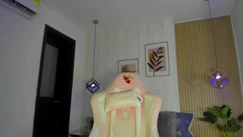 Cameron  online show from October 20, 10:15 pm