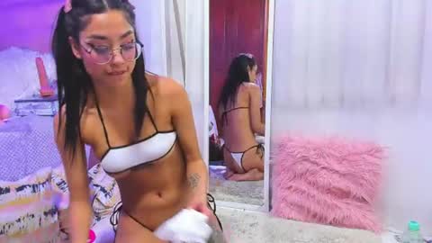 Camila online show from August 2, 4:58 am