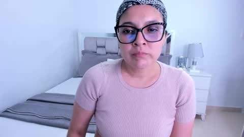Camila buitrago online show from April 29, 2:38 am