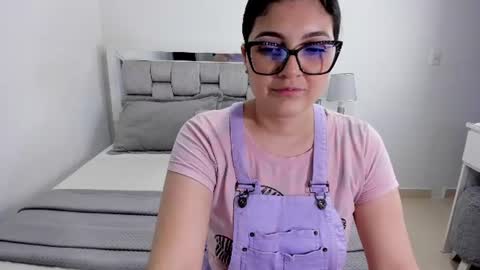 Camila buitrago online show from July 14, 2:05 am
