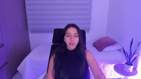  C A M I  online show from February 14, 4:48 am