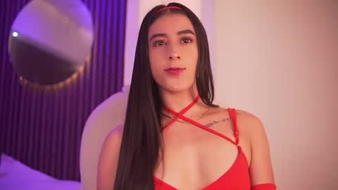 camila_martinez9 online show from June 30, 7:34 pm