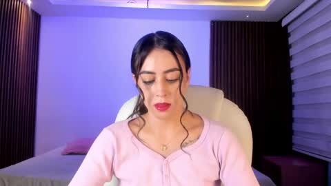 camila_martinez9 online show from April 23, 11:51 am