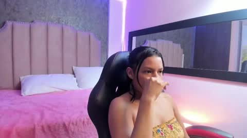 camila_parkerrr online show from December 17, 3:30 pm