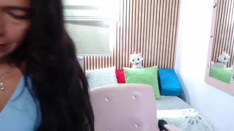 Camila Vargas online show from April 29, 5:30 pm
