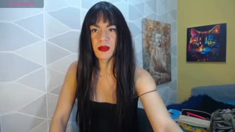 camilaparrisx online show from September 17, 3:54 am