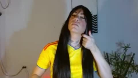 camilaparrisx online show from June 28, 1:34 am