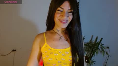 camilaparrisx online show from May 6, 1:33 am
