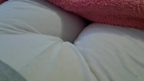 flash 50 tokens BIG CLIT  tits pussy. masturbation big clit 150 tokens fingers inside pussy 1000 tk  pump big clit 300 tk online show from June 17, 5:40 pm