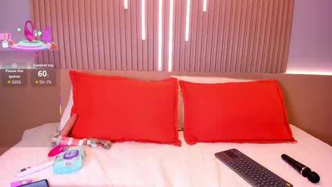 camile_cute online show from September 19, 9:40 pm