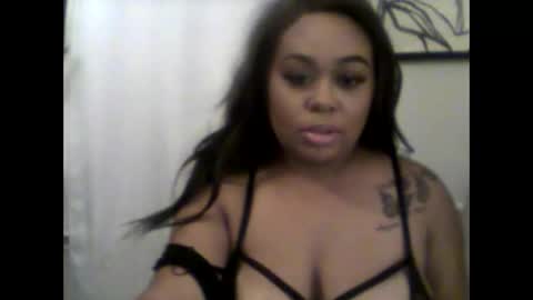 camiliaskye online show from November 9, 6:28 am