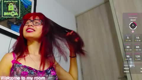 Camilita Echeverri online show from December 19, 8:21 am