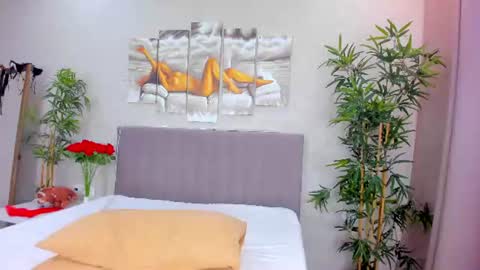 Camilla online show from July 11, 1:54 am