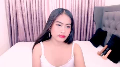 camilla_morena online show from March 13, 2:37 am