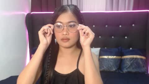 Snapshot of camilla_morena chatting on October 22, 3:31 am camilla_morena online show from October 22, 3:31 am