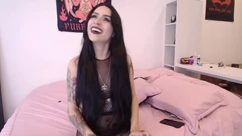 Camille  online show from December 14, 9:43 pm