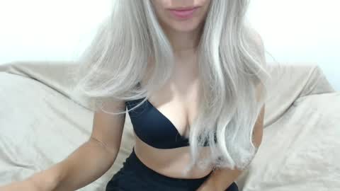 CamilleBunny online show from July 10, 2:16 am
