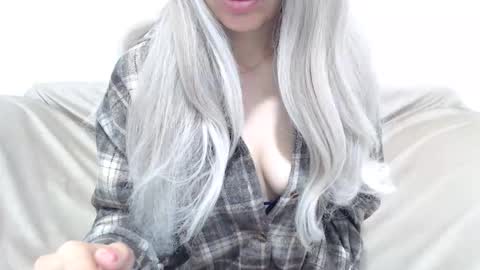 CamilleBunny online show from April 30, 2:38 am
