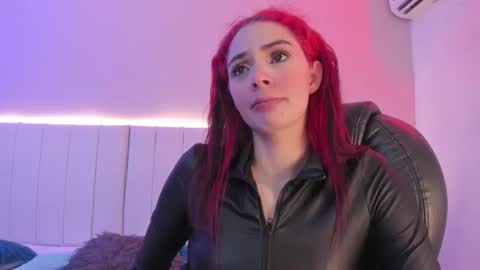 C A M I L L E N    Help me get to the top online show from November 8, 11:52 pm