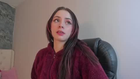 C A M I L L E N    Help me get to the top online show from February 28, 10:28 pm