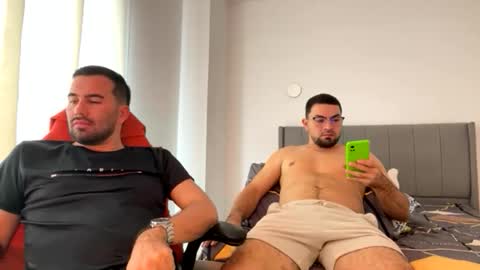 camilor_30 online show from June 9, 2:06 pm