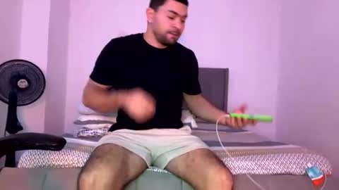 camilor_30 online show from June 17, 11:04 am