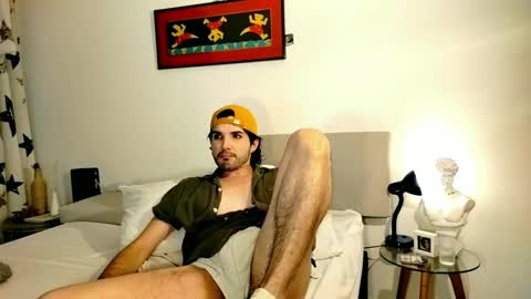 Snapshot of camilosaennz chatting on October 12, 12:25 am camilo online show from October 12, 12:25 am