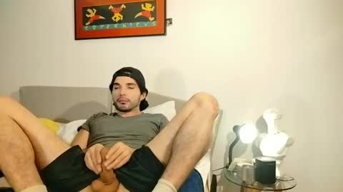 Snapshot of camilosaennz chatting on October 16, 6:46 am camilo online show from October 16, 6:46 am
