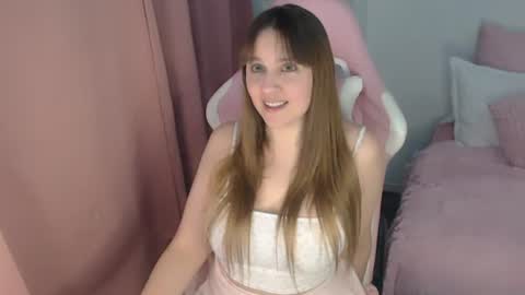  Nicole  Ill be back on Monday Happy Sunday  See you  online show from July 1, 1:14 am