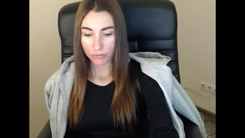 cammila horn online show from January 12, 12:34 pm