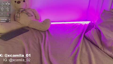 Laura Camila online show from June 15, 8:01 pm