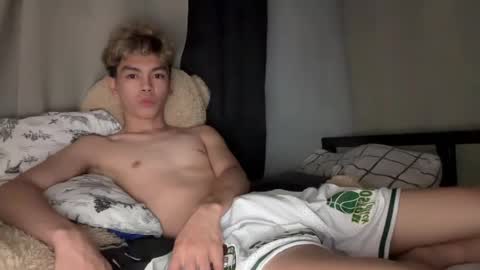 Ethan online show from April 27, 7:00 pm