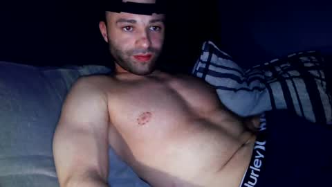 CanadianDaddy online show from June 10, 9:19 am