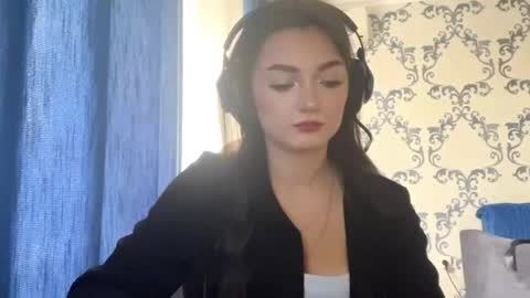 Kate online show from October 31, 10:04 am