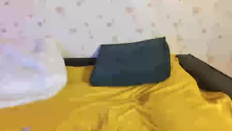 Snapshot of candicage chatting on October 9, 11:43 pm CandiCage online show from October 9, 11:43 pm