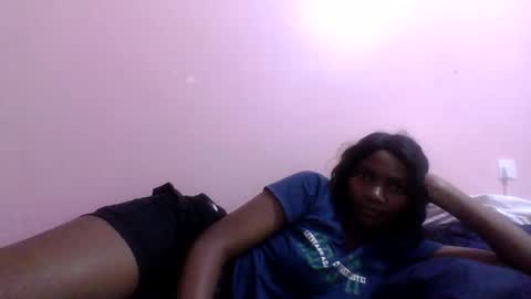 candy_angle online show from April 17, 2:30 pm