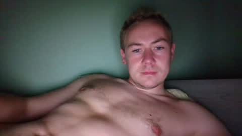 candy_boy_xoxo online show from June 21, 5:30 pm
